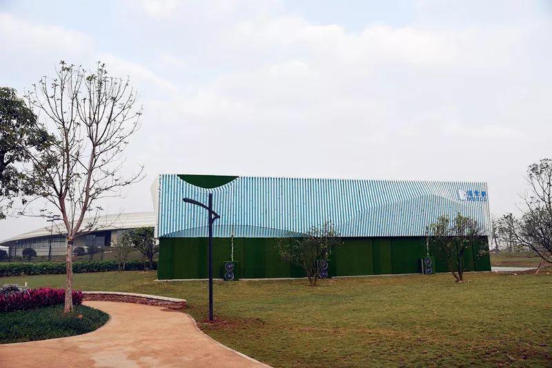 5c1c622004c97.jpg 640H9GMYN8P.jpg