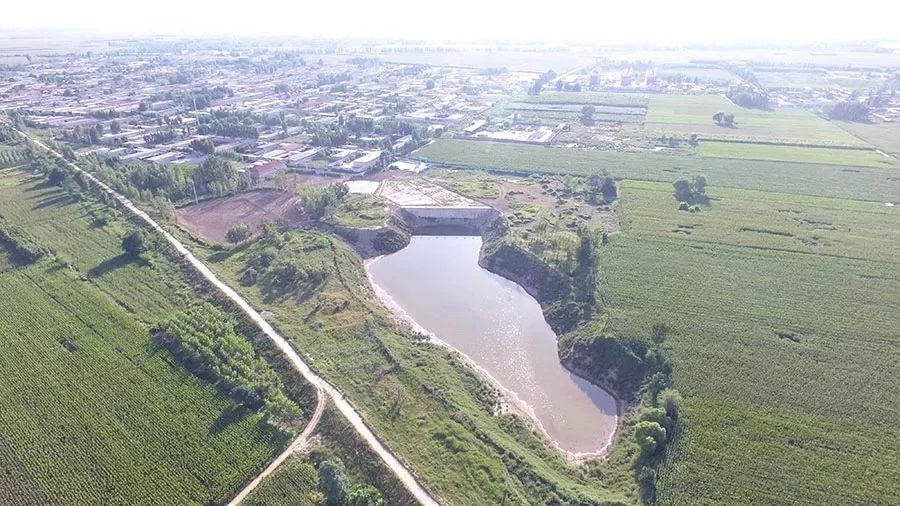 5c6b7c7b8d822.jpg 3.jpg